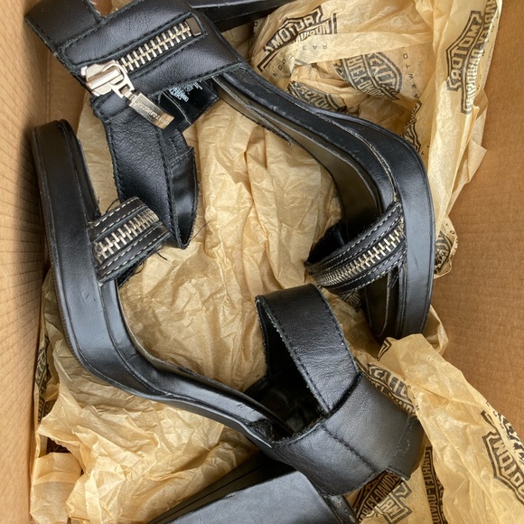 2 for $10 - Harley-Davidson Fortune Ladies sandals - Picture 9 of 10